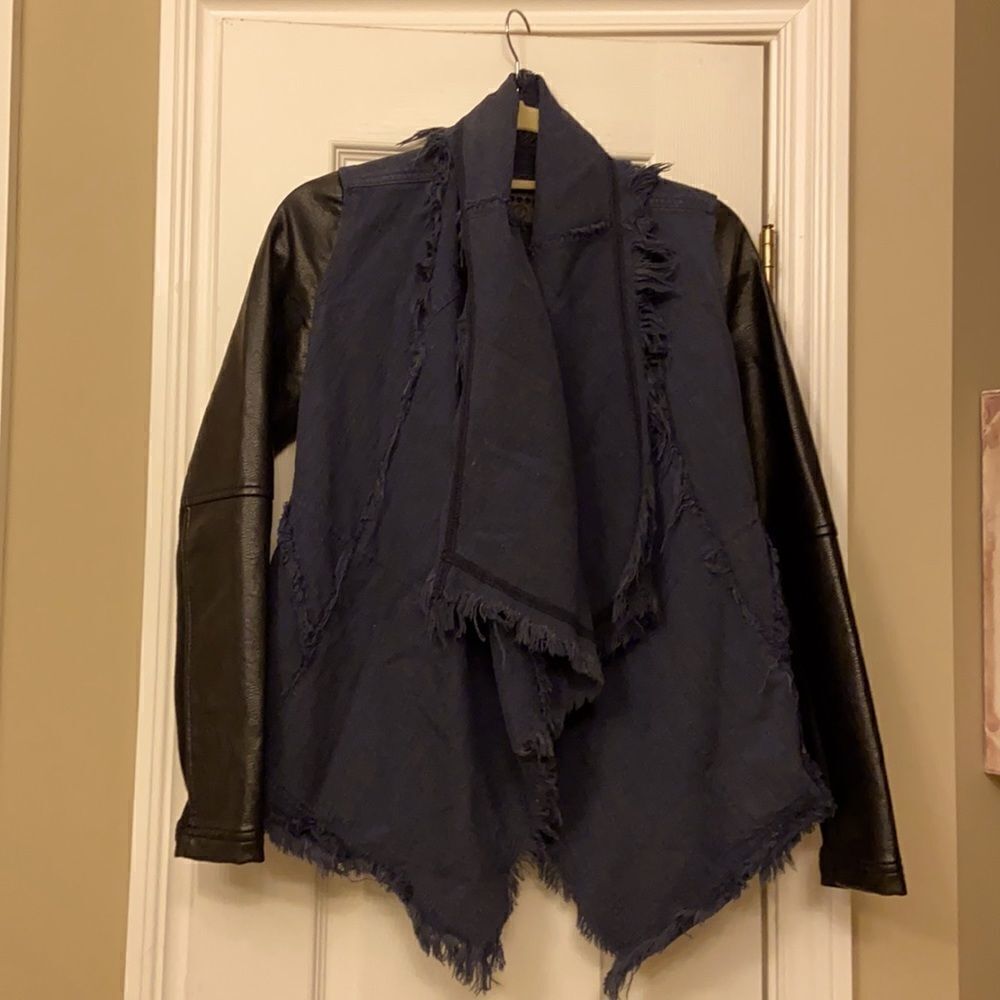 BLANKNYC - adorable fringe/jean jacket, small